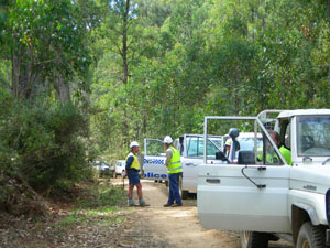 Cops arrive to bust blockade